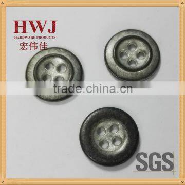 24L Contrasted tin color 4 holes button