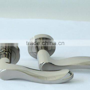 SC-W075 China Swing Open Style and Finished Surface Finishing Wooden Doors photo-3