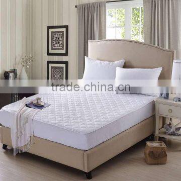 White Polyester Antibacterial Mattress Protector YKY345