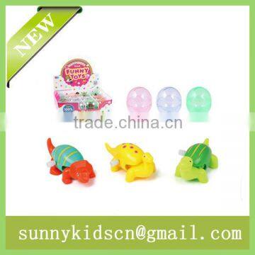 Lovely wind up toy wind up animal capsule toy