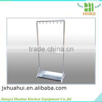 Cleanroom using stainless steel coat hanger rack