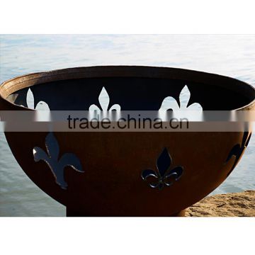 FP003 Customized Steel Firepit Art Fleur de Lis Fire Pit and Steel Spark Guard