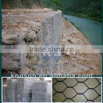 hexagonal wire mesh in reverse twist fence