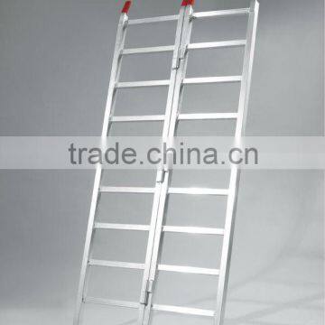 Bi-fold aluminium loading ramp