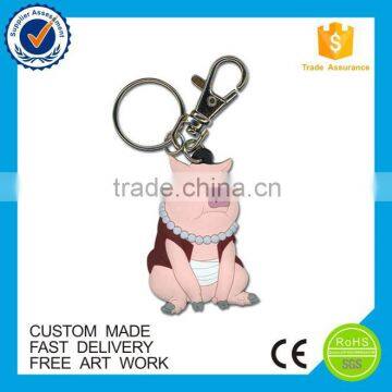 China supplier custom soft rubber pig design keychain