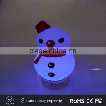 2017 New arrivals Mini cartoon snowman shape outdoor portable bluetooth speaker with light