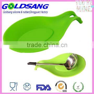 Heat Resistant Kitchen Utensil Holder Silicone Spoon Rest photo-2