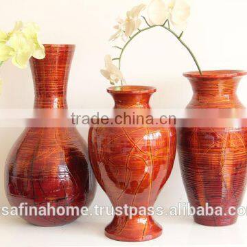 Round colored lacquer flower vase
