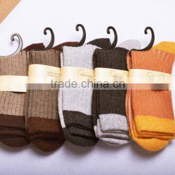 Fashion Winter Beautiful Merino Wool Socks,new Style Women Retro Colorful Socks Wholesale photo-3