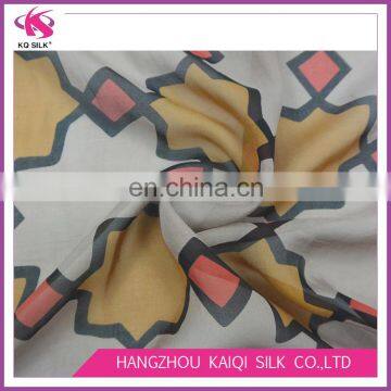 High Quality Silk Chiffon Fabric for Maxi Dress Black Lattice Geometric Box Printed Silk Fabric Light Brown Chiffon Silk