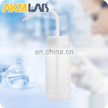 AKMLAB Squeeze Plastic Washing Bottle Manufacturer