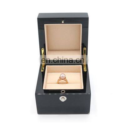 Factory direct supply black wooden jewelry box wooden ring box wooden box