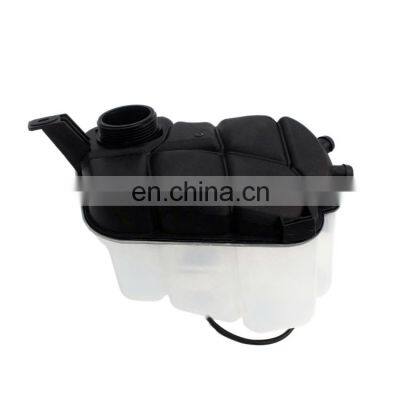 Guangzhou LR002627SK 31200320 31200320 LR004080 LR002627 Expansion Tank Suitable for Volvo Land Rover photo-2
