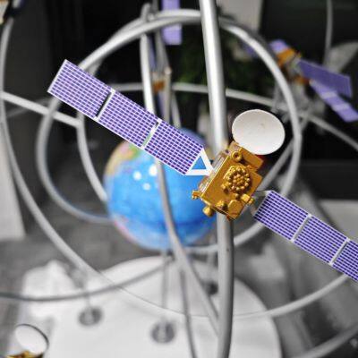 Satellite Model Manufacturing Factory photo-5