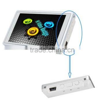 Indoor & Outdoor Use OVideo Name Tag Video Badge Advertising Player VNT1000B TFT Screen 8-10hrs Display 4GB Memory 3inch Screen