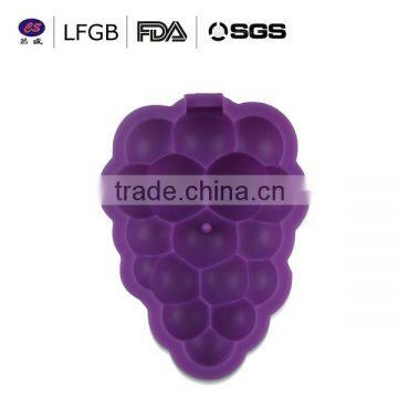 Top quality fashionable grape shape Silicone Ice cube Tray