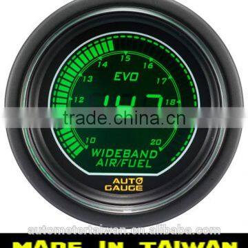 52mm digital green / white LCD Wideband Air / Fuel Ratio gauge with the most high accuracy 4.9 Bosch sensor
