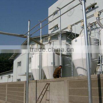 Fibreglass poultry and livestock silo