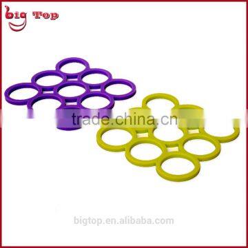 BT0120 Wholesale Silicone Square Shapes Heat Resistant Table Mat With 9 Round Shape Pot Holder Table Mat Insulating Pat Cup Mat photo-2