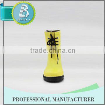 China Manufacturer Low Price Removable Golf Rain Boots photo-2