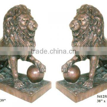 Bronze/brass Western Style Lion Statue photo-2