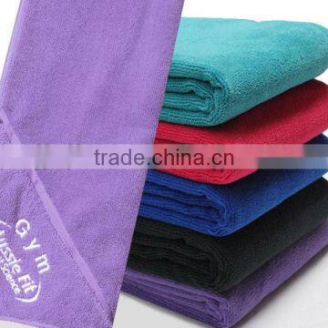 100% Microfiber sport towel with pockets