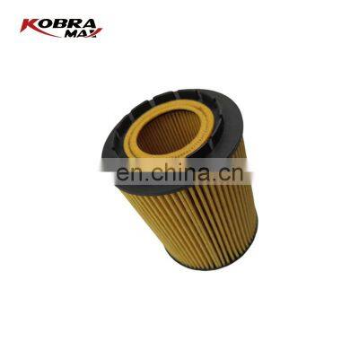 High Quality Oil Filter For AUDI 21115562 For VOLKSWAGEN 77115562 car mechanic