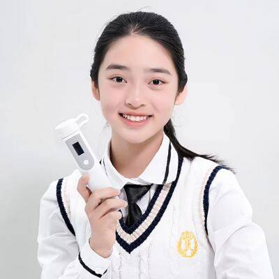 Manual Refractometer :Precision Vision Testing Tool for Eyecare Professionals photo-4