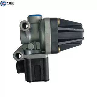 Mercedes-Benz air pressure reducing valve pressure regulation OM457 engine parts A0044310306 original factory