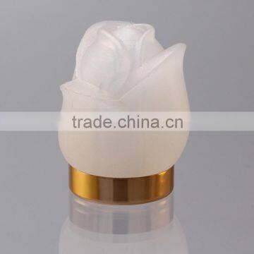 Plastic perfume cap with aluminum