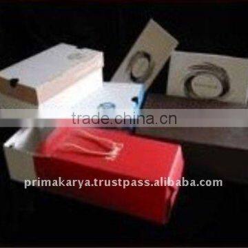 High Quality Shoes Packaging Rigid Apparel Boxes