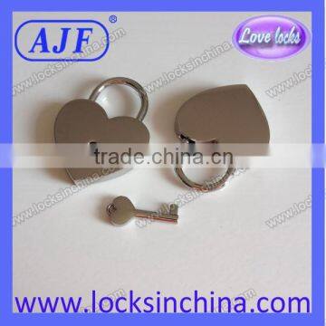 Silver Love Padlocks for Valentines Day Promotional Gift photo-3