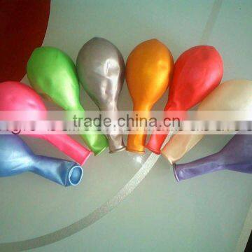 latex metallic balloons