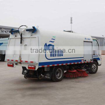 YUTONG Reasonable Price OF Road SweeperTruck photo-2