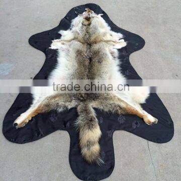 China Wholesale Raw wolf Fur / Real wolf Fur Skin / Natural Wolf pelt