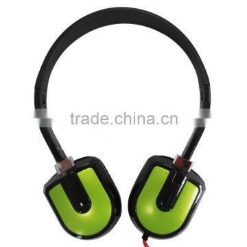 High Quality Fashion .5mm Stereo Plug Headphone With Competitive Price