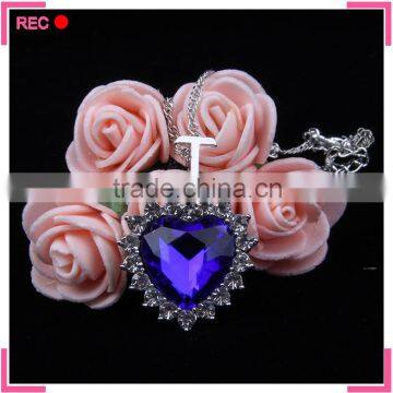 Jewelry fashion necklaces with Sapphire pendant, heart pendant necklaces for women