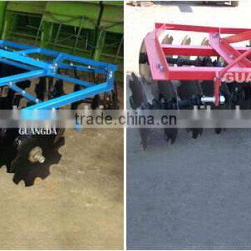 Hydraulic opposed tractor disc harrow