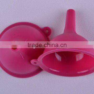 Durable Promotion Kitchen Utensil Enviromental Eco-friendly Practical Silicone Filling Funnel