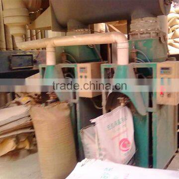 High Precision Pneumatic 0.2% Valve Bag Titanium Pigment Powder Packing Machine photo-2