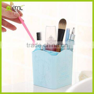 Emc Plastic Storage Basket With Dividers, Desktop Square Basket With Dividers photo-2