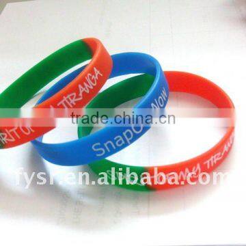 2012 fashional silicone bracelet