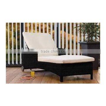 Outdoor Rattan Sunbed Rattan Lounge AY1177