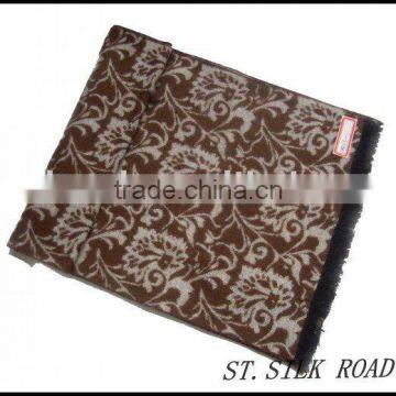 100%silk scarves,fashion scarfs,lady scarfs,woman scarfs,brand name scarfs,branded scarfs