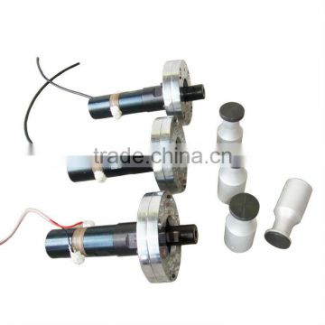 20KHz plastic ultrasonic welder transducer with horn