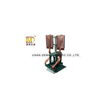 DEMA current collector for steel copperhead conductor rail
