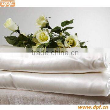 2015 new design 100% silk quilt for sale