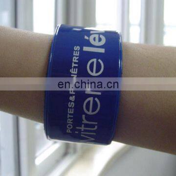 Reflective snap bracelet in assorted colors and customized logo