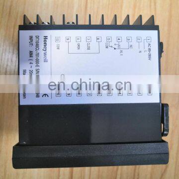 Honeywell Temperature Controller DC1040CL-701-000-E photo-3