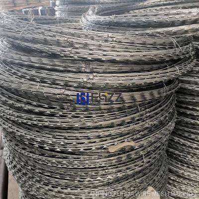 980mm Coil Diameter Concertina Razor Barbed Wire Made of Hot Dipped Galvanized Steel